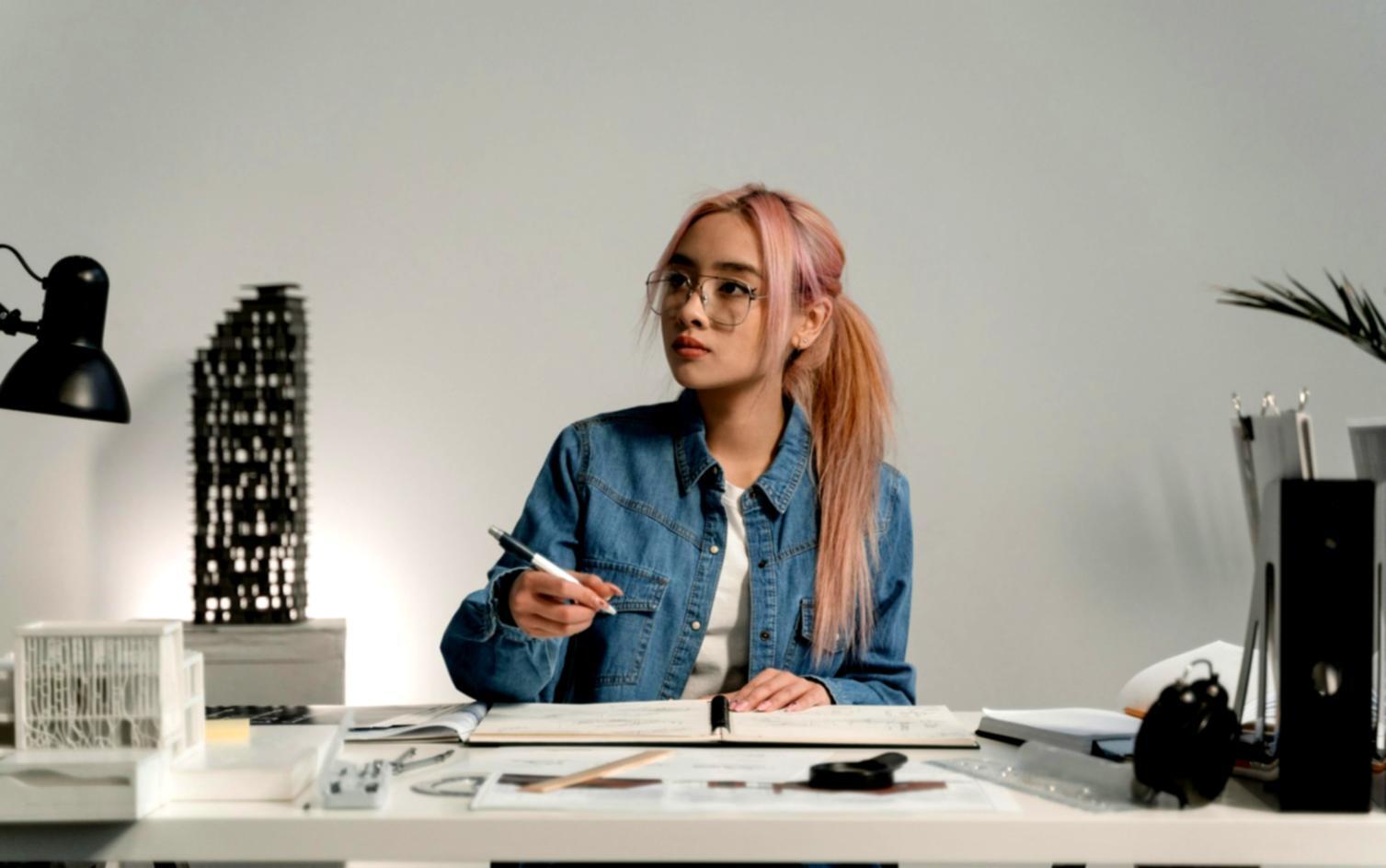 Künstlerische Arbeitsplätze in unserem Atelier